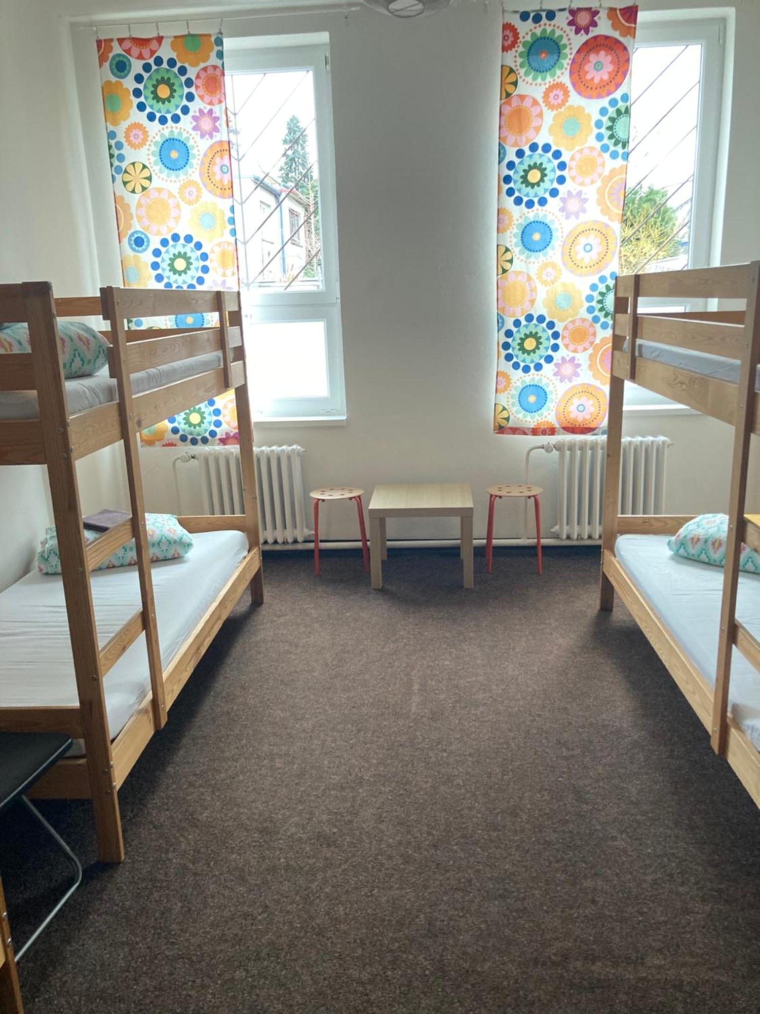 Hostel Praha Ladvi Kültér fotó